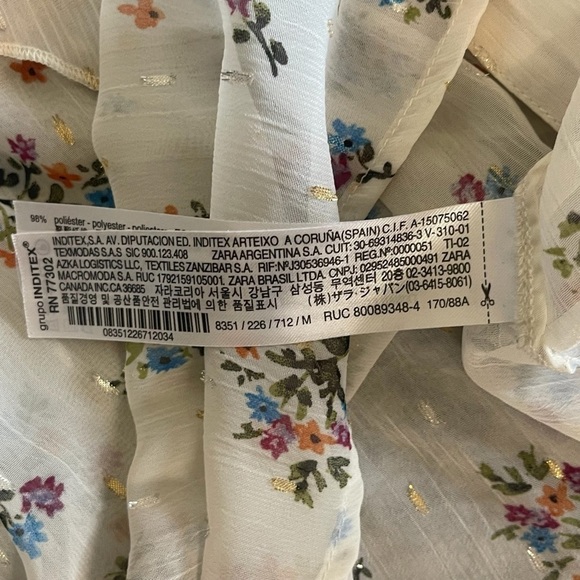 Euc Zara blouse, sheer, floral, metallic details, size Medium - Picture 10 of 13